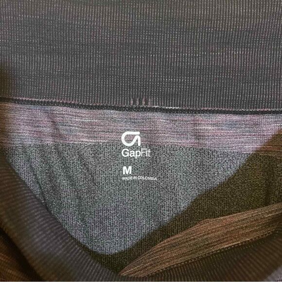 Gap‎ Fit Purple and Black Capri Leggings with Netting Detail Size M - Picture 3 of 8